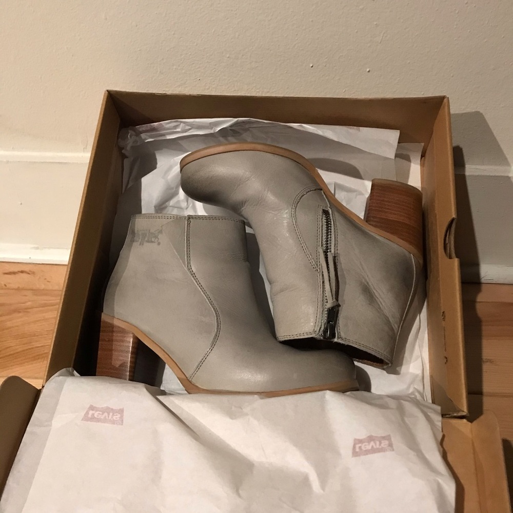 Levi's Leather Boots